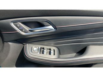 MG HS 1.5 T-GDI Trophy 5dr DCT Petrol Hatchback