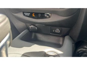 Nissan Juke 1.0 DiG-T Tekna 5dr DCT Petrol Hatchback