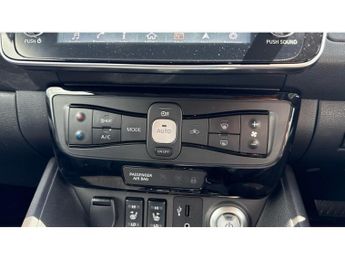 Nissan LEAF 110kW Tekna 40kWh 5dr Auto Electric Hatchback