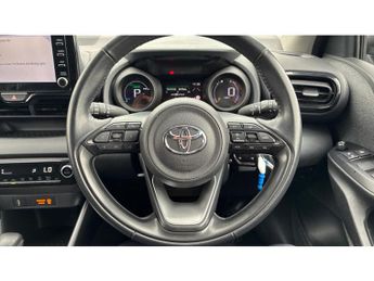 Toyota Yaris 1.5 Hybrid Design 5dr CVT Hybrid Hatchback