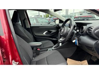 Toyota Yaris 1.5 Hybrid Design 5dr CVT Hybrid Hatchback