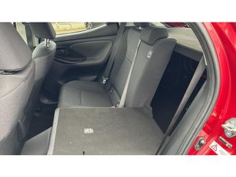 Toyota Yaris 1.5 Hybrid Design 5dr CVT Hybrid Hatchback