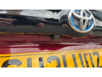 Toyota Yaris 1.5 Hybrid Design 5dr CVT Hybrid Hatchback