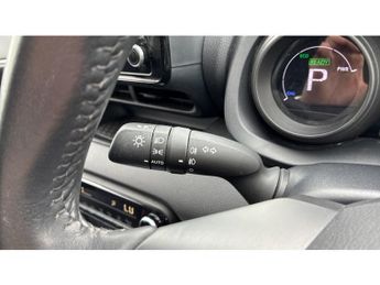 Toyota Yaris 1.5 Hybrid Design 5dr CVT Hybrid Hatchback