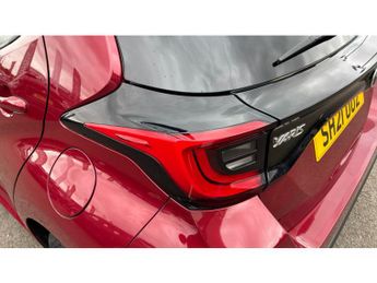 Toyota Yaris 1.5 Hybrid Design 5dr CVT Hybrid Hatchback