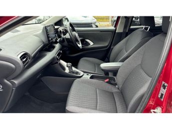 Toyota Yaris 1.5 Hybrid Design 5dr CVT Hybrid Hatchback