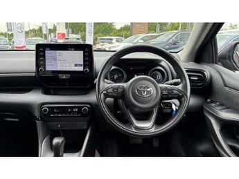Toyota Yaris 1.5 Hybrid Design 5dr CVT Hybrid Hatchback