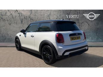 MINI Hatchback 1.5 Cooper Exclusive Premium 3dr Auto Petrol Hatchback