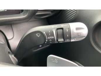 Hyundai INSTER 85kW 02 49kWh 5dr Auto Electric Hatchback