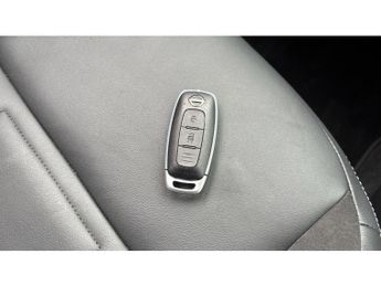 Nissan Juke 1.0 DiG-T Tekna+ 5dr DCT Petrol Hatchback