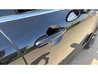 MINI Clubman 1.5 Cooper Shadow Edition 6dr Auto Petrol Estate