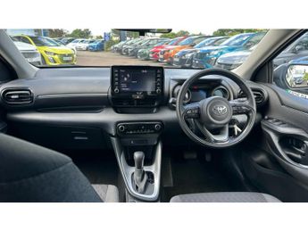 Toyota Yaris 1.5 Hybrid Design 5dr CVT Hybrid Hatchback