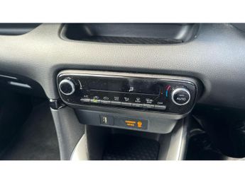 Toyota Yaris 1.5 Hybrid Design 5dr CVT Hybrid Hatchback