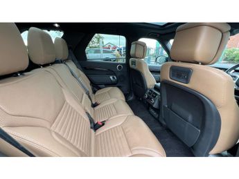 Land Rover Discovery 3.0 D300 Metropolitan Edition 5dr Auto Diesel Station Wagon
