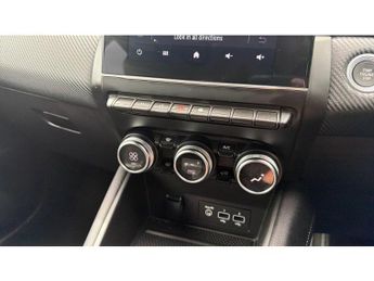 Renault Captur 1.6 E-Tech Plug-in hybrid 160 Engineered 5dr Auto Hatchback