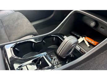 Volvo XC40 1.5 T3 [163] R DESIGN 5dr Geartronic Petrol Estate