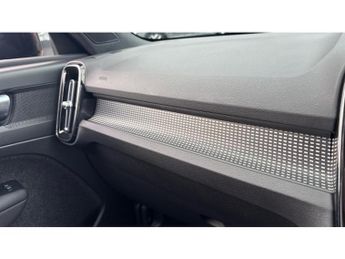 Volvo XC40 1.5 T3 [163] R DESIGN 5dr Geartronic Petrol Estate