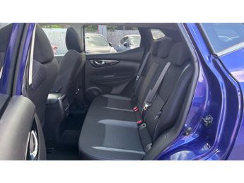 Nissan Qashqai 1.3 DiG-T 160 [157] N-Connecta 5dr DCT Glass Roof Petrol Hatchba