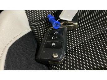 Volkswagen T-Roc 1.5 TSI EVO SEL 5dr DSG Petrol Hatchback