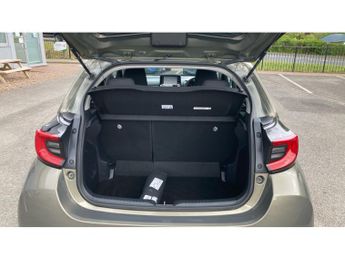 Toyota Yaris 1.5 Hybrid Design 5dr CVT Hybrid Hatchback