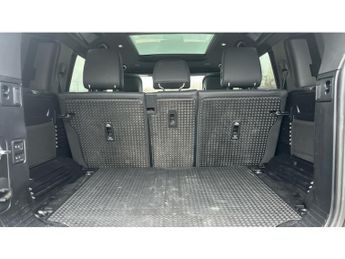 Land Rover Defender 3.0 D250 X-Dynamic HSE 110 5dr Auto Diesel Estate