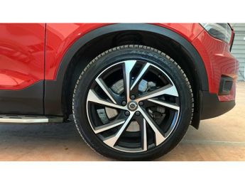 Volvo XC40 1.5 T5 Recharge PHEV R DESIGN Pro 5dr Auto Estate