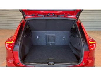 Volvo XC40 1.5 T5 Recharge PHEV R DESIGN Pro 5dr Auto Estate