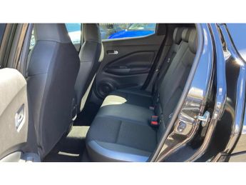 Nissan Juke 1.0 DiG-T 114 N-Connecta 5dr DCT Petrol Hatchback