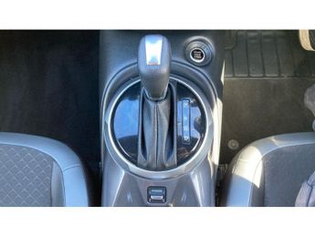 Nissan Juke 1.0 DiG-T 114 N-Connecta 5dr DCT Petrol Hatchback