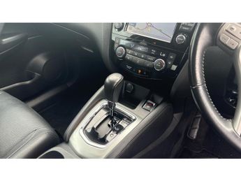 Nissan Qashqai 1.2 DiG-T Tekna [Glass Roof Pack] 5dr Xtronic Petrol Hatchback