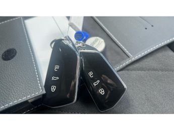 Volkswagen Golf 1.5 eTSI Style 5dr DSG Petrol Hatchback