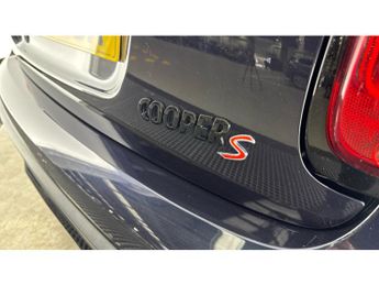 MINI Hatchback 2.0 Cooper S Exclusive 3dr Auto Petrol Hatchback