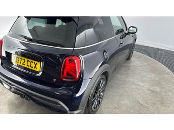 MINI Hatchback 2.0 Cooper S Exclusive 3dr Auto Petrol Hatchback