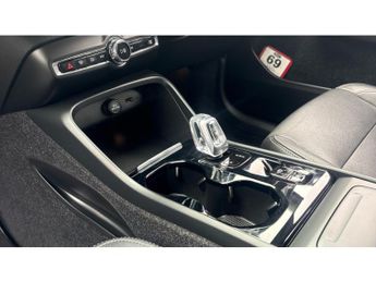 Volvo XC40 2.0 T4 Inscription 5dr Geartronic Petrol Estate
