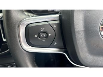 Volvo XC40 2.0 T4 Inscription 5dr Geartronic Petrol Estate
