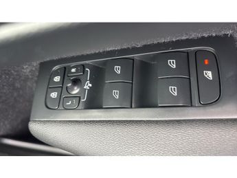 Volvo XC40 2.0 T4 Inscription 5dr Geartronic Petrol Estate