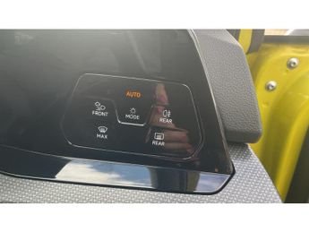 Volkswagen Golf 1.5 eTSI 150 R-Line 5dr DSG Petrol Hatchback