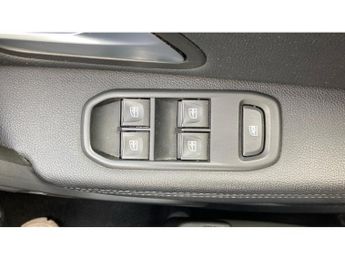 Dacia Duster 1.3 TCe 150 Prestige 5dr EDC Petrol Estate