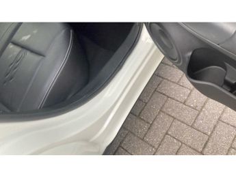 Nissan Juke 1.6 Hybrid Tekna 5dr Auto Hybrid Hatchback