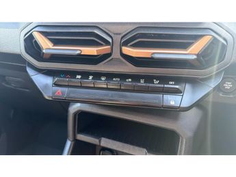 Dacia Duster 1.6 Hybrid 140 Extreme 5dr Auto Hybrid Estate