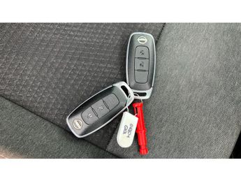 Nissan Qashqai 1.3 DiG-T MH 158 N-Connecta 5dr Xtronic Petrol Hatchback