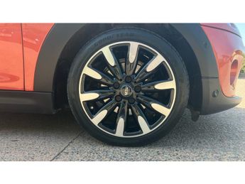 MINI Hatchback 1.5 Cooper Exclusive II 3dr Auto Petrol Hatchback