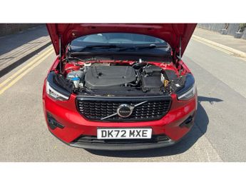 Volvo XC40 2.0 B4P Plus Dark 5dr AWD Auto Petrol Estate