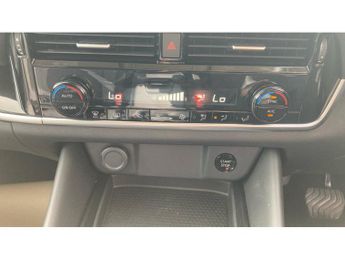 Nissan Qashqai 1.5 E-Power N-Connecta 5dr Auto Hybrid Hatchback