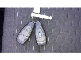 Ford Puma 1.0 EcoBoost Hybrid mHEV Titanium 5dr DCT Petrol Hatchback
