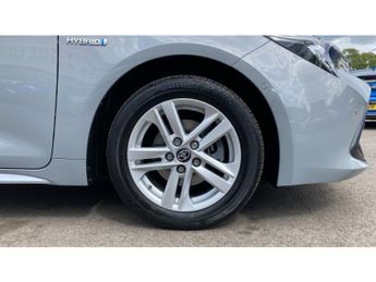 Toyota Corolla 1.8 VVT-i Hybrid Icon Tech 5dr CVT Hybrid Hatchback