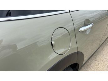 MINI Hatchback 1.5 Cooper II 5dr Auto Petrol Hatchback