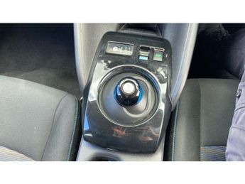 Nissan LEAF 110kW N-Connecta 39kWh 5dr Auto Electric Hatchback