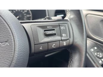 Nissan Qashqai 1.3 DiG-T MH 158 Acenta Premium 5dr Xtronic Petrol Hatchback