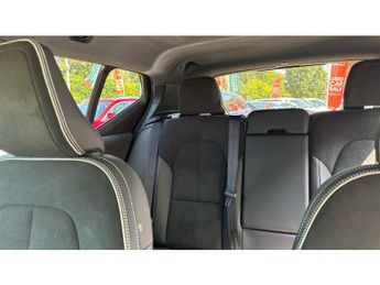 Volvo XC40 1.5 T3 [163] R DESIGN 5dr Geartronic Petrol Estate